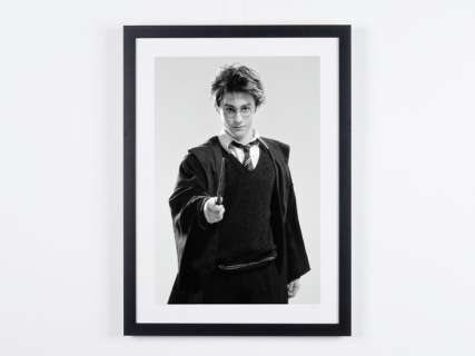 Harry Potter And the Prisoner of Azkaban 2004 | Harry Potter and the Prisoner of Azkaban 2004 - Fine Art Photography - Luxury Wooden Framed 70X50 cm - Limited Edition Nr 01 of 30 - Serial ID 16328 - Original Certificate (COA), Hologram Logo Editor and QR Code | Catawiki