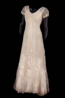 Lot 372 - Grace Kelly evening gown from The Swan