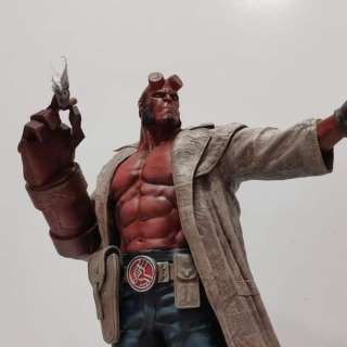 Hellboy, Resin Figurine - Handpainted - 40 cm high | Catawiki