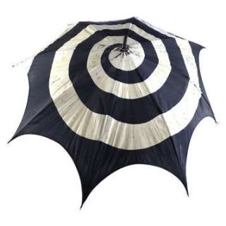 BATMAN RETURNS (1992) - Lot 67 - Penguin‘s (Danny DeVito) Motorised Spinning and Pyro SFX Umbrella