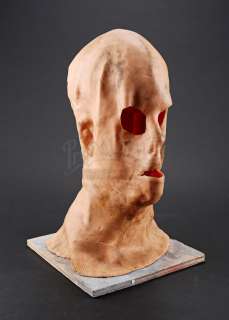 HOLLOW MAN - Sebastian Caine‘s (Kevin Bacon) Burn Stunt Face Mask