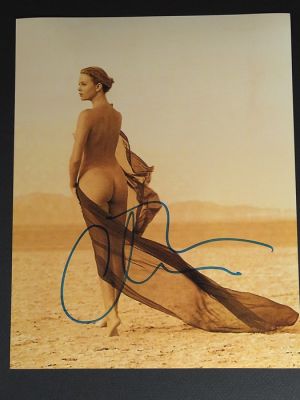 Hancock - Signed by Charlize Theron, with Letter of Authenticity - Photo, Autograph | Catawiki