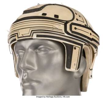 Jeff Bridges "Flynn" signature Clu helmet from Tron.... | Profiles in History