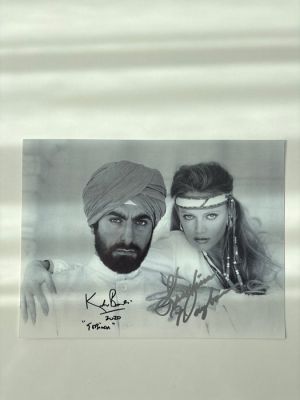 James Bond 007: Octopussy, Double signed Kristina Wayborn as "Magda" and Kabir Bedi as "Gobinda" with B’BC holographic COA | Catawiki