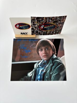 Stranger Things - Signed by Noah Schnapp | Catawiki