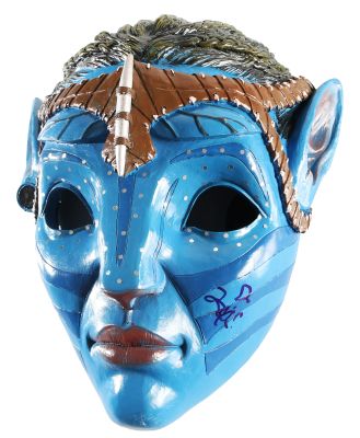 Zoe Saldaña as Neytiri in James Cameron’s Avatar Signed Prop Replica Mask | SWAU