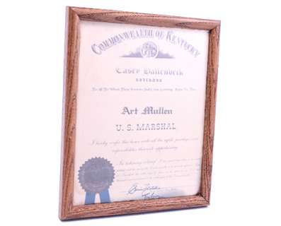 Justified - Lot 2009 - Art‘s U.S. Marshal Plaque