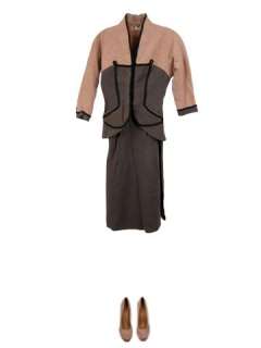 Lot 200 - I Am a Camera Julie Harris Costume