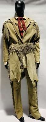 Lot 240 - The Alamo (2004) - Davy Crockett (Billy Bob Thornton) 6-Piece Costume