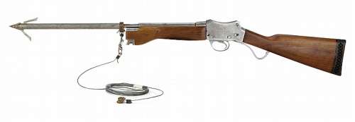 Lot 1347 - Robert Shaw "Quint" hero harpoon rifle from Jaws.