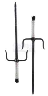 Marvel‘s Daredevil - Lot 196 - Elektra Natchios‘ Retractable Sais