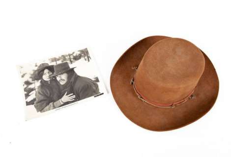 BURT REYNOLDS "CAT DANCING" HAT | Julien’s