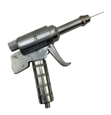 Lot 69 - Blade (1998) - Anti-Vampire Serum Injector | Hanlin Auction Service