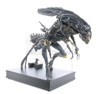 Aliens (1986) | Xenomorph Queen Model Miniature Puppet | Propstore