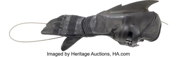 Batman and Robin (Warner Bros., 1997), George Clooney "Batman" Grappling Hook Special Effects Gauntlet Glove. | Heritage