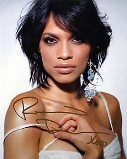 Rosario Dawson - Authentic Signed Photo From Max Magazine Photoshoot (2009) - Autograph with Coa | Rosario Dawson - Authentic Signed Photo from Max Magazine photoshoot (2009) - Autograph with COA | Catawiki