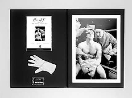 Sylvester Stallone Iconics - Collection N°1 - Serie 2 | Sylvester Stallone Iconics - Collection n°1 - Serie 2 - On Luxury Black Portfolio, COA numbered - 60X42 CM - "Cine Arte" COLLECTOR | Catawiki