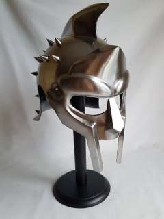Gladiator (2000) - Exact Replica of the helmet, worn by Russell Crowe (Maximus) - Collectors edition, Replica Prop, In Spanish Stainless Steel - 1:1 Scale - See Description | Catawiki