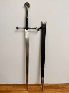 Lord of the Rings - Replica of Andúril, Aragorn’s sword