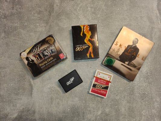 James Bond, Casino Royale, Skyfall - James Bond - Zippo | Catawiki