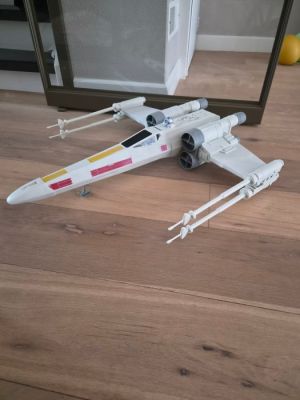 Star Wars - X-Wing Fighter with R2D2 - xxl 31inch - hasbro 80cm - Star Wars - X-Wing Fighter with R2D2 - extra large 31inch - hasbro 80 cm | Catawiki