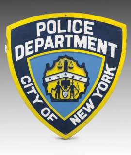Lot 248 - LAW & ORDER : CRIMINAL INTENT HALLWAY NYPD LOGO WALL PLAQUE