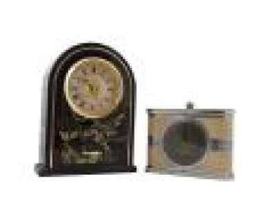 New Girl | The Loft’s Clock Set | ScreenBid