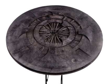 Lot 411 - HERO SCREEN-USED ILLUMINATING ALIEN SPACECRAFT FILMING MINIATURE FROM THE X-FILES FEATURE FILM