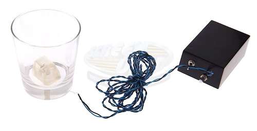 Lot 314 - Roswell (TV) - FX Glass & Ice Cube