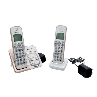 Scream VI Gale Weathers (Courteney Cox) Screen Used & (2) Cordless Phone S | VIP Fan Auctions
