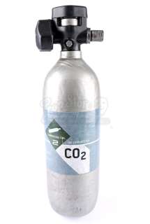 The Cloverfield Paradox - Lot 51 - Hamilton‘s (Gugu Mbatha-Raw) Defence CO2 Stunt Canister