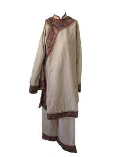 Crouching Tiger Hidden Dragon 2: Snow Vase (Natasha Liv Bordizzo) Movie Costumes | Premiere Props