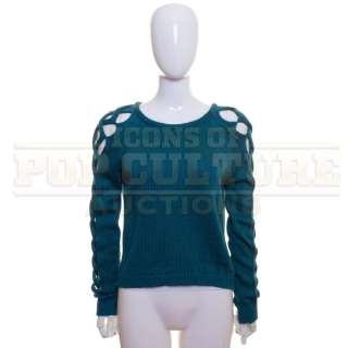 Lot 28 - Goldbergs, The (TV) - Erica Goldberg’s (Hayley Orrantia) Sweater – 44-36