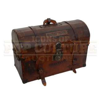 Holes - “Stanley Yelnats” Treasure Chest - 53-758 | Icons of Pop Culture