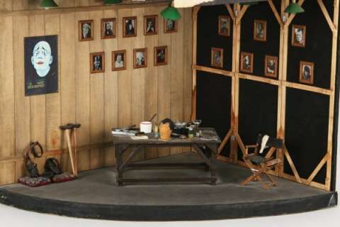 Lot 689 - Lon Chaney Sr. miniature diorama dressing room