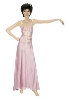 JOAN COLLINS DYNASTY NIGHTGOWN | Julien’s