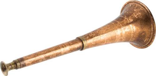 Ramsay Bolton (Iwan Rheon) Hero Horn from Game of Thrones (HBO® Original 2011-2019, Season 3).