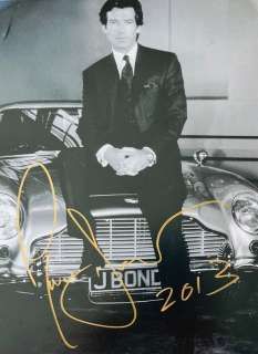 James Bond 007: GoldenEye - Pierce Brosnan, signed with COA | Catawiki