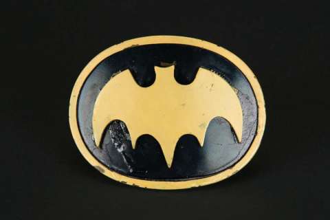 Lot 595 - Original Yvonne Craig “Batgirl” belt buckle from Batman