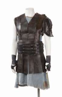 Russell Crowe two hero costumes from Gladiator | Profiles in History
