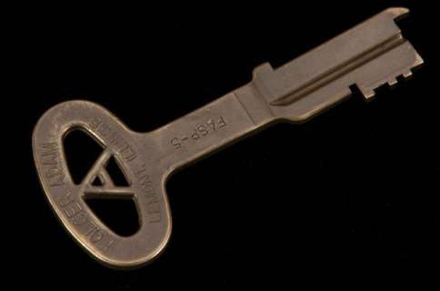 Lot 1585 - Tom Hanks "Paul Edgecomb" key from The Green Mile