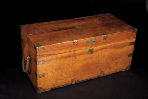 Lot 448 - Plain wooden chest from Mutiny on the Bounty (1962)