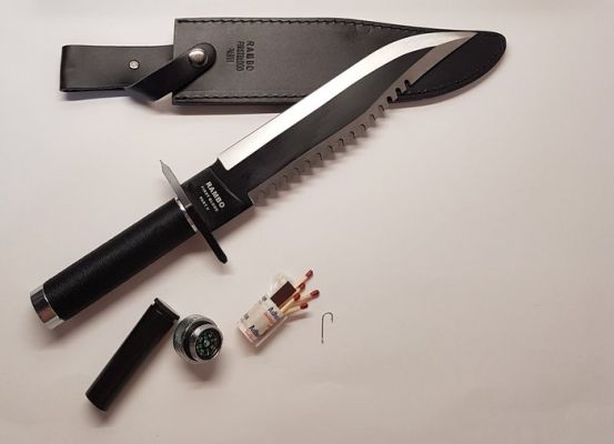 RAMBO: FIRST BLOOD PART II KNIFE ("Gil Hibben" Second Prototype Version 1997) 1:1 Scale. NEW - Rare early Prototype version from 1997,Designed, Handcrafted by "Gil Hibben". - Blade, guard and pommel in 440C stainless steel, Handle in steel covered&hellip; | Catawiki