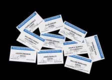 THE WIRE (TV 2002-2008) - Lot 569 - Autographed Main Cast Business Cards