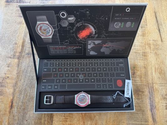 James Bond 007: No Time To Die - Daniel Craig - Swatch Special Edition Q Watch – SS07Z100