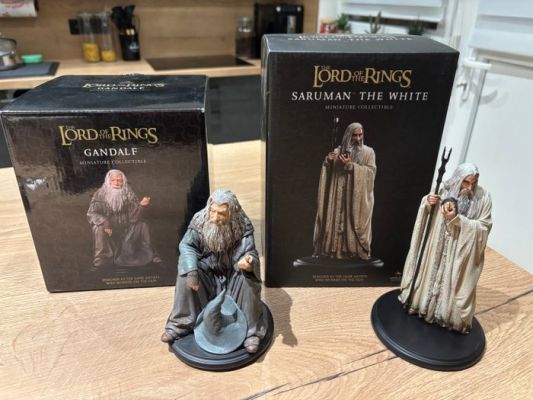 Lord of the Rings - Steven Saunders - Lot of 2: Gandalf (2011) and Saruman the White - Weta | Catawiki