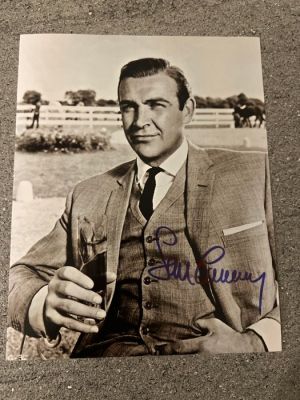 James Bond 007: Goldfinger - Sean connery Signed 8x10 | Catawiki