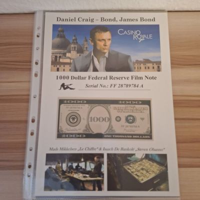 James Bond 007: Casino Royale - Movie Prop - Original 1000 Dollar Federal Reserve Note and 2 Photos - Movie Prop - with COA | Catawiki