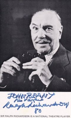 British Legend - Original Autograph - Sir Ralph Richardson | Catawiki