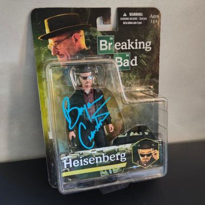 Mezco Toys - Action figure Breaking Bad – Heisenberg Figure – Bryan Cranston Signed – Beckett COA